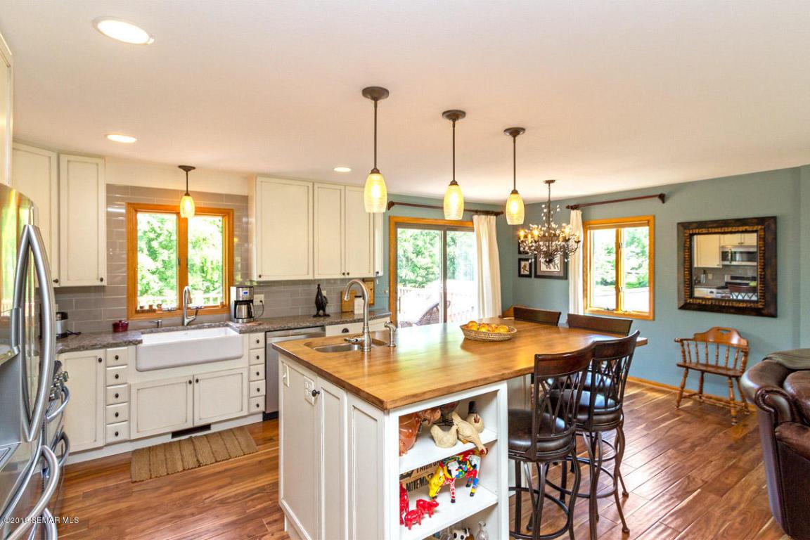 325 28th Street Southwest Rochester, MN 55902 - Photo 11 of 31 Gallery Image 11