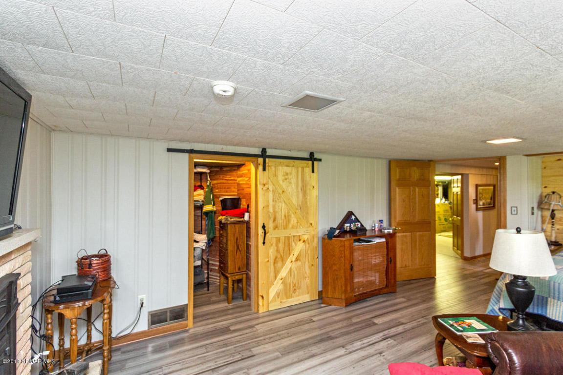 325 28th Street Southwest Rochester, MN 55902 - Photo 14 of 31 Gallery Image 14