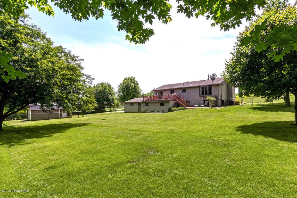 325 28th Street Southwest Rochester, MN 55902 - Photo 29 of 31 Gallery Image 29
