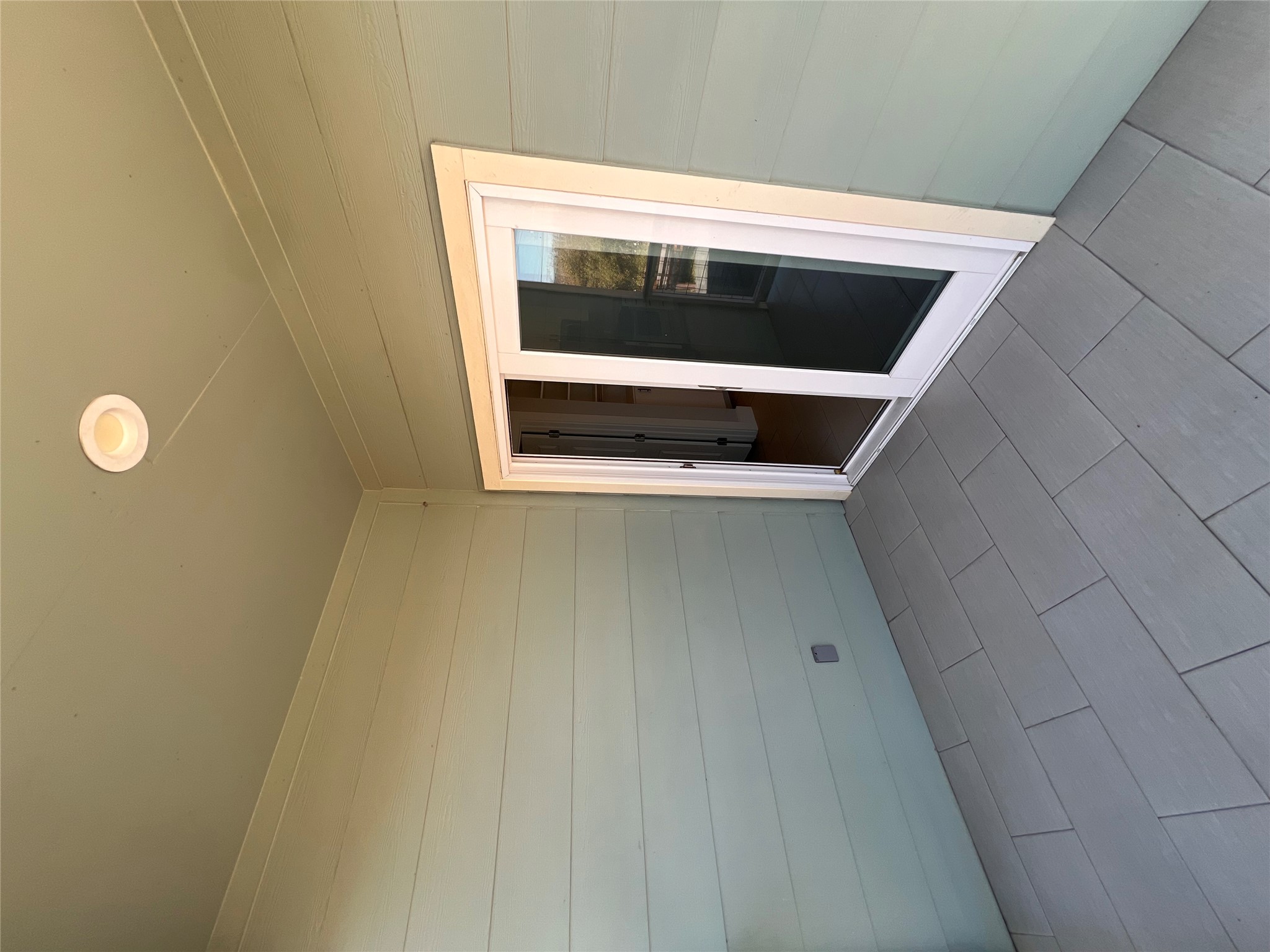 1101 Stobaugh Street, Unit B Austin, TX 78757 - Photo 18 of 21 a view of an empty room