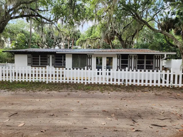 $1,600 | 5948 North Ocean Shore Boulevard, Palm Coast, FL 32137