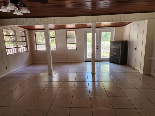 $1,600 | 5948 North Ocean Shore Boulevard, Palm Coast, FL 32137