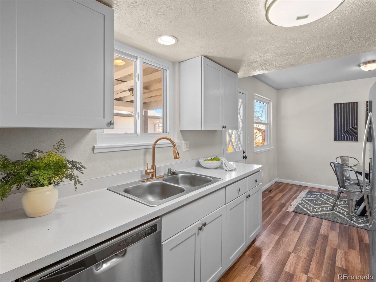 10415 Owens Circle Broomfield, CO 80021 - Photo 11 of 31