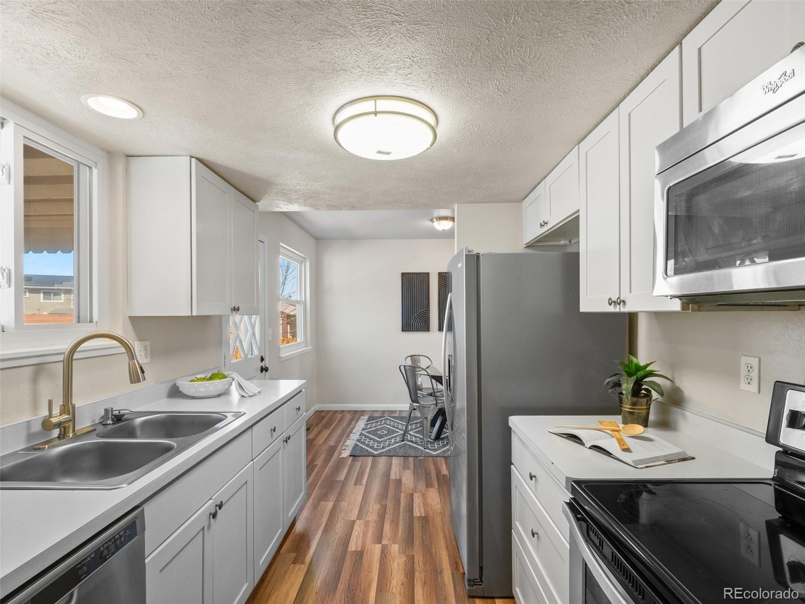 10415 Owens Circle Broomfield, CO 80021 - Photo 13 of 31