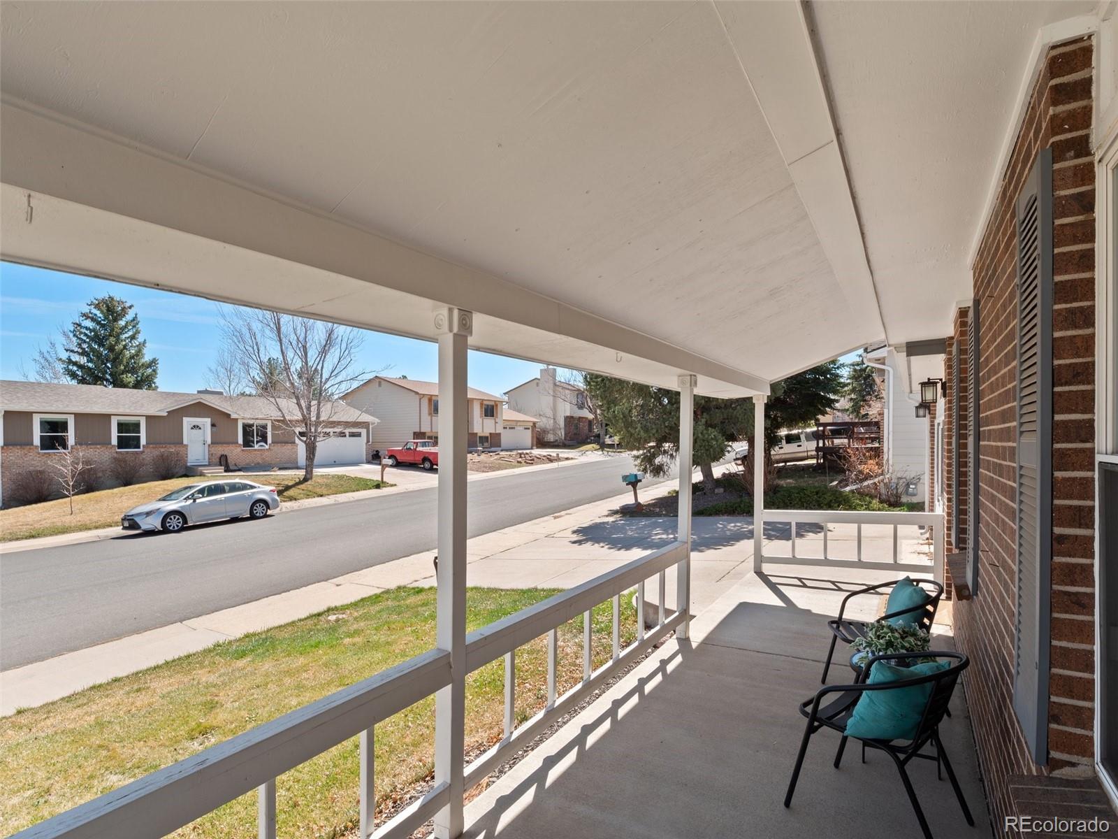 10415 Owens Circle Broomfield, CO 80021 - Photo 5 of 31