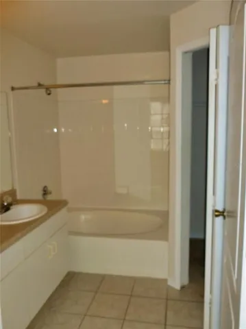 $1,900 | 4134 Central Sarasota Parkway, Unit 1735, Sarasota, FL 34238