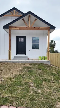 $210,000 | 352 Elias Lopez Street, Rio Grande City, TX 78582