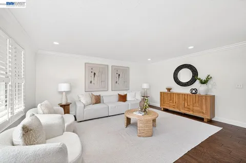 $1,325,000 | 6857 Penn Drive, Dublin, CA 94568