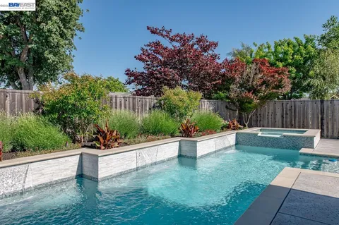 $1,325,000 | 6857 Penn Drive, Dublin, CA 94568