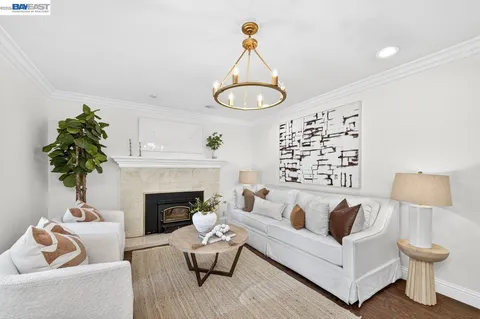 $1,325,000 | 6857 Penn Drive, Dublin, CA 94568
