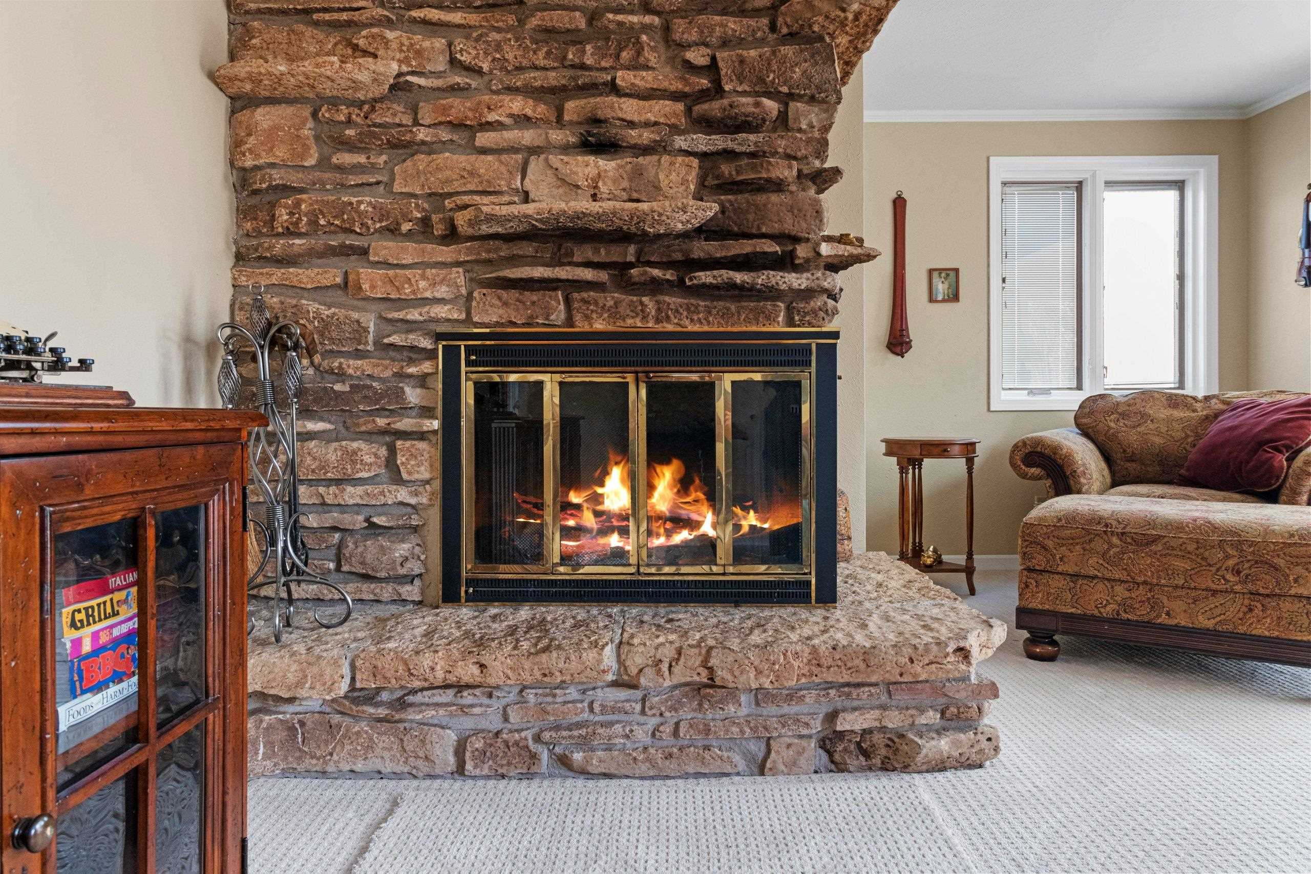 1543 Rustic Ridge Court Green Bay, WI 54311 - Photo 12 of 73