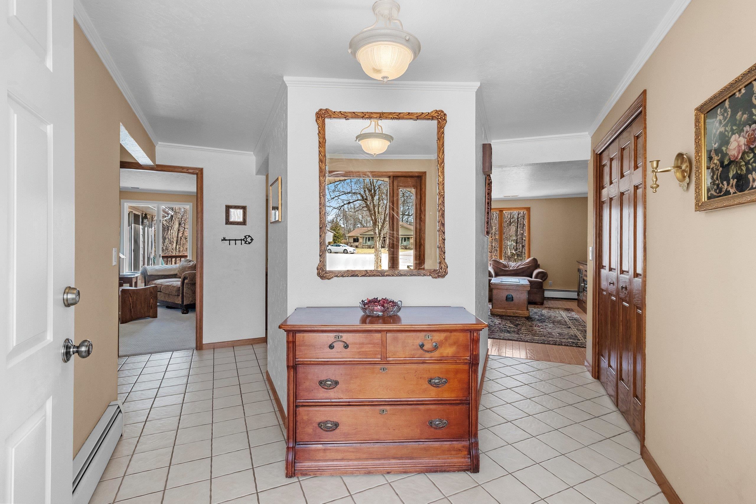 1543 Rustic Ridge Court Green Bay, WI 54311 - Photo 4 of 73