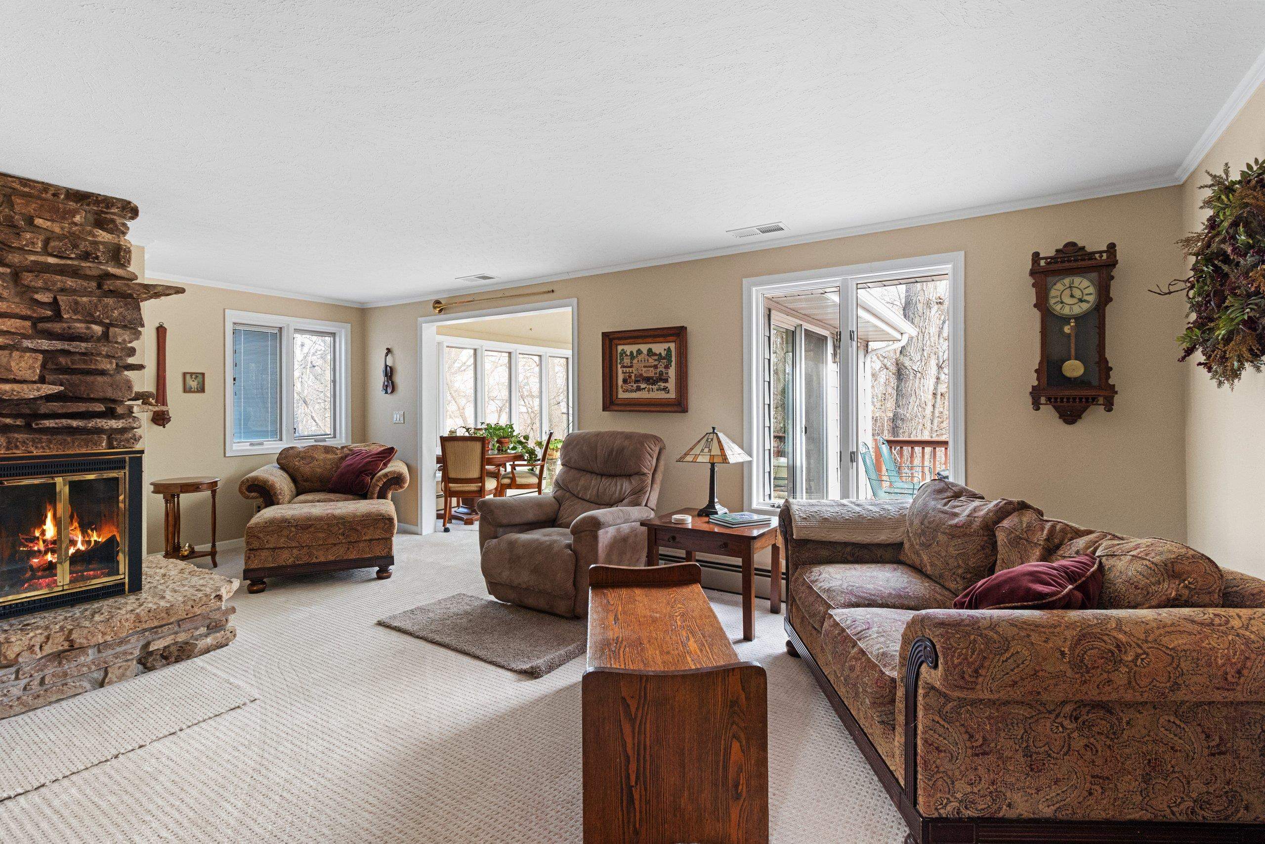 1543 Rustic Ridge Court Green Bay, WI 54311 - Photo 10 of 73