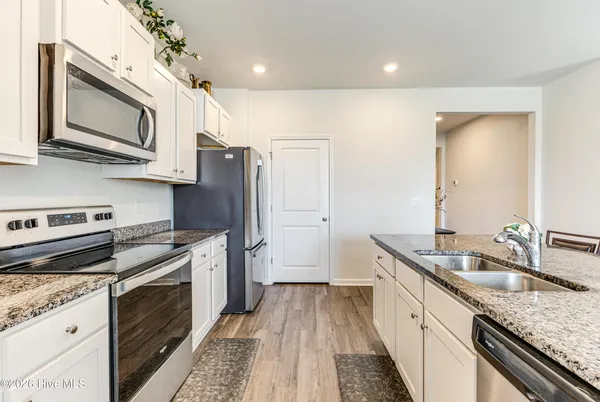 $335,000 | 1038 Burled Oak Ridge Loop Southeast, Bolivia, NC 28422