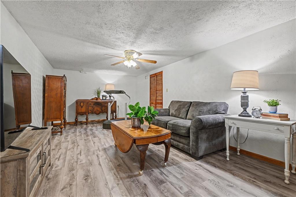 307 East Gore Road Raymore, MO 64083 - Photo 25 of 38
