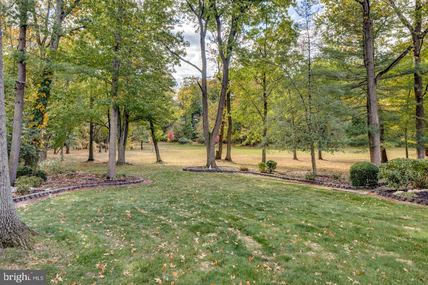 333 Covered Bridge Road Cherry Hill, NJ 08034 - Photo 38 of 53 Gallery Image 38