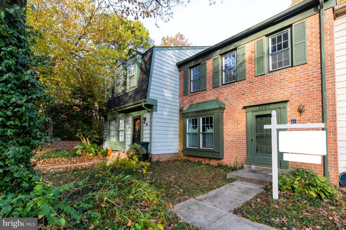 2147 Pond View Court Reston, VA 20191 - Photo 36 of 36 Gallery Image 36
