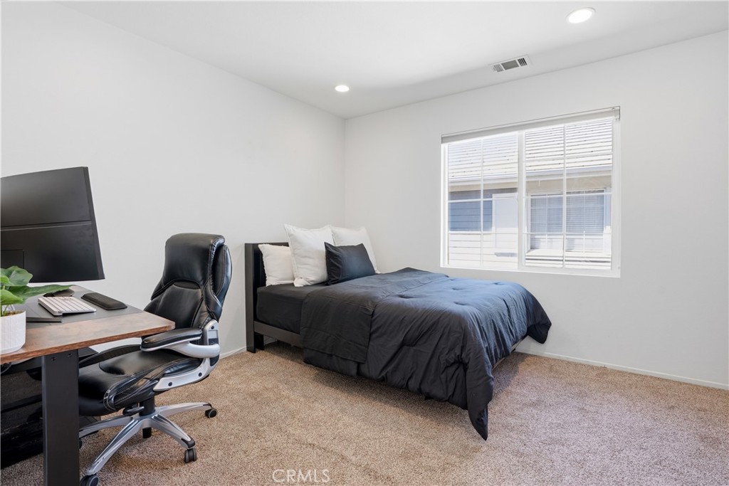 72 Sellas Road North Ladera Ranch, CA 92694 - Photo 18 of 59 Upstairs Bedroom #2