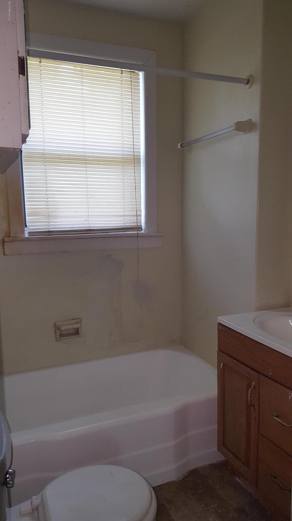 243 Kirk Road Jacksonville, FL 32218 - Photo 13 of 22 Full Bath