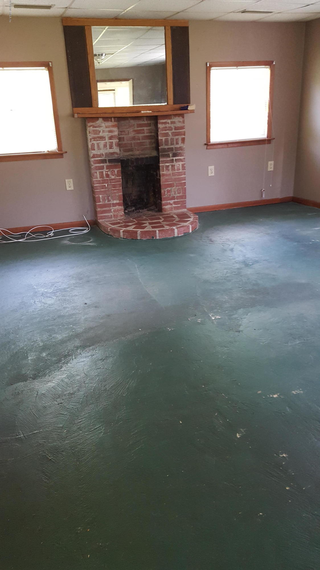 243 Kirk Road Jacksonville, FL 32218 - Photo 6 of 22 Living Room