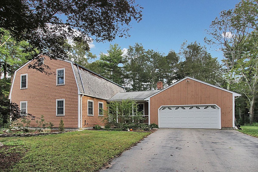 9 Sherwood Circle Sharon, MA 02067 - Photo 1 of 14