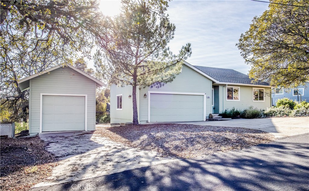 15518 Little Peak Road Hidden Valley Lake, CA 95467 - Photo 1 of 29
