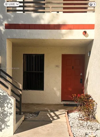 $2,200 | 1086 North Hiatus Road, Unit 1086, Pembroke Pines, FL 33026