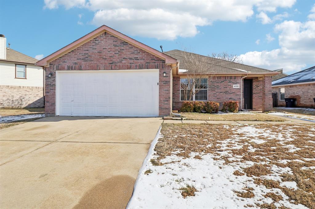 4701 Sea Ridge Drive Fort Worth, TX 76133 - Photo 1 of 35