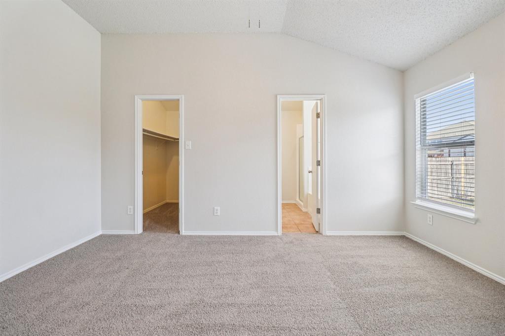 4701 Sea Ridge Drive Fort Worth, TX 76133 - Photo 20 of 35