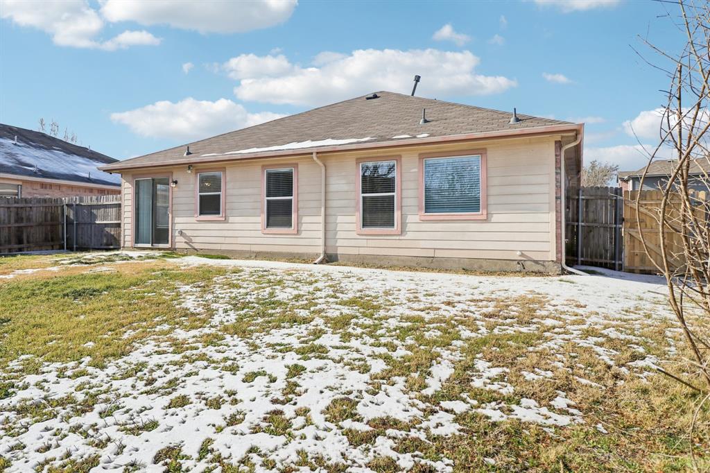 4701 Sea Ridge Drive Fort Worth, TX 76133 - Photo 32 of 35