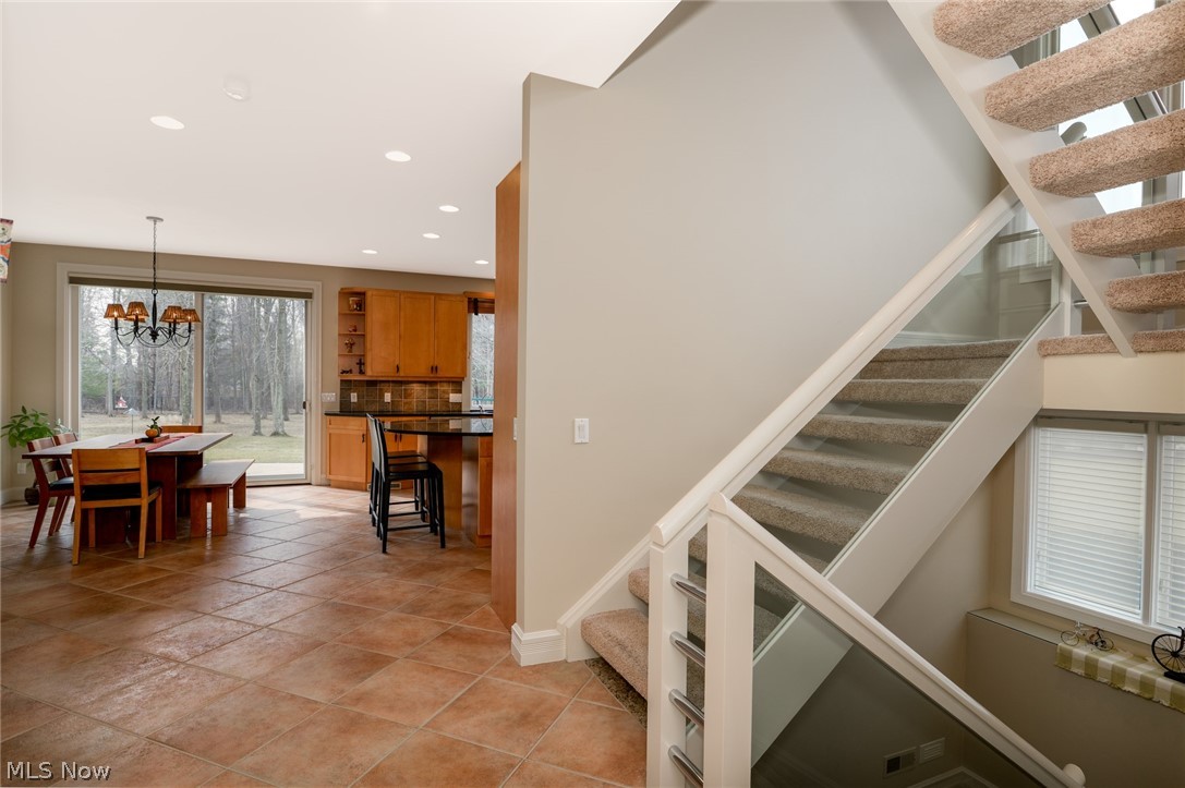 28280 Red Raven Road Cleveland, OH 44124 - Photo 21 of 35