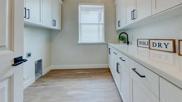$1,523,150 | 11206 North Via Ravenna Drive, Fresno, CA 93730