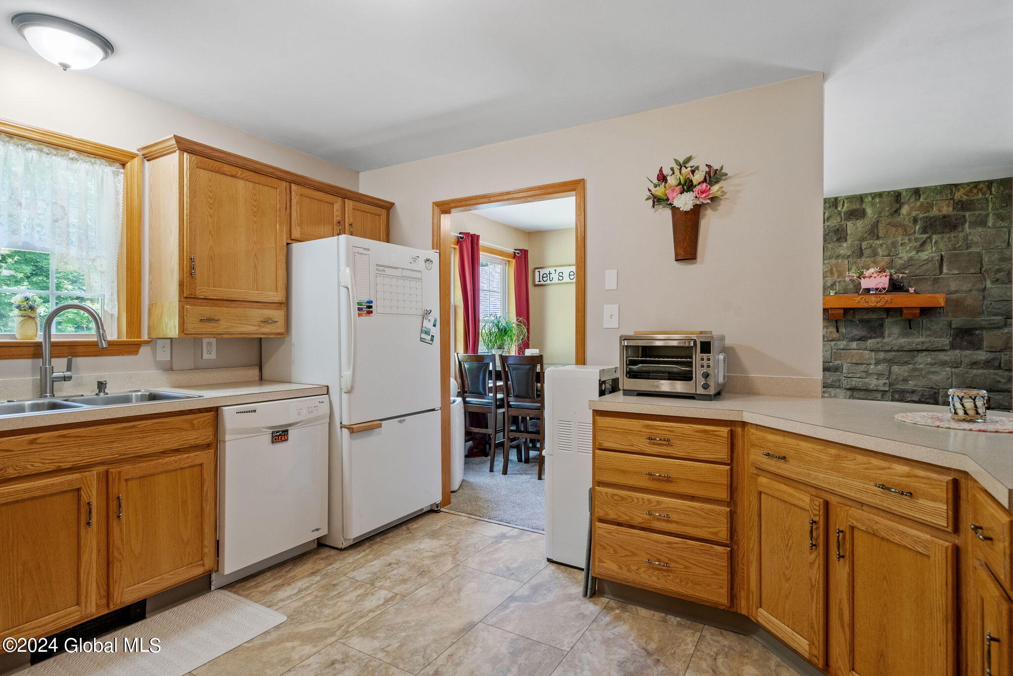 428 South Line Road Providence, NY 12074 - Photo 12 of 36 26-web-or-mls-438-south-line-rd