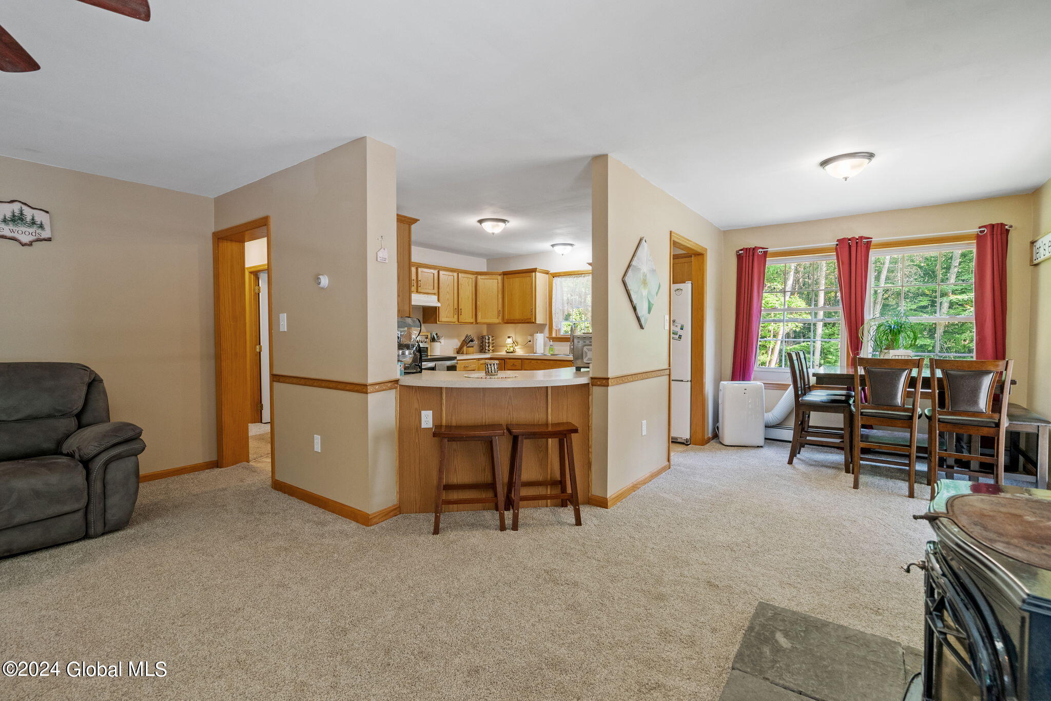 428 South Line Road Providence, NY 12074 - Photo 5 of 36 19-web-or-mls-438-south-line-rd