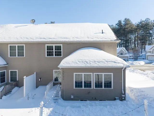 $4,500 | 4 Cyrus Way, Unit 4, Northborough, MA 01532