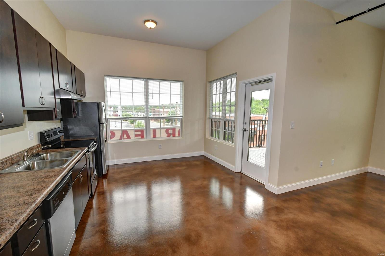 257 South Florissant Road, Unit 212 Ferguson, MO 63135 - Photo 3 of 10