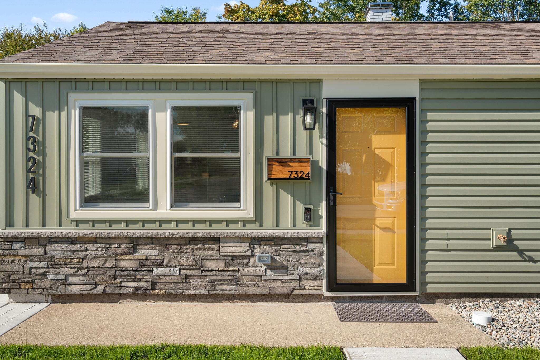 7324 Walnut Avenue Hammond, IN 46324 - Photo 16 of 19 a front view of a house
