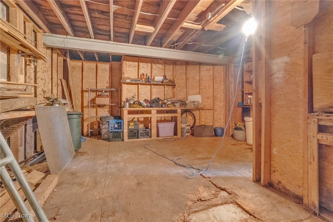 1901 Kimball Road Southeast Canton, OH 44707 - Photo 25 of 32 View of below grade area
