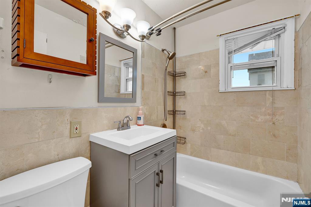 700 9th Street Secaucus, NJ 07094 - Photo 33 of 43