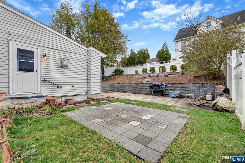 700 9th Street Secaucus, NJ 07094 - Photo 38 of 43