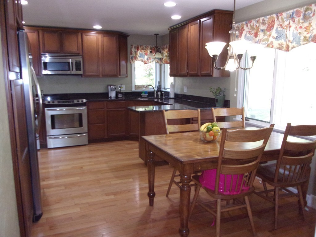 65 Monastery Avenue West Springfield, MA 01089 - Photo 11 of 29 Gallery Image 11