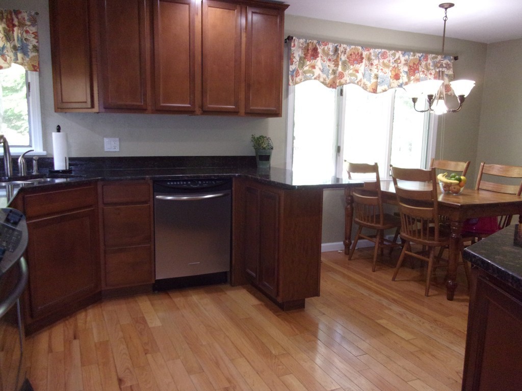 65 Monastery Avenue West Springfield, MA 01089 - Photo 12 of 29 Gallery Image 12