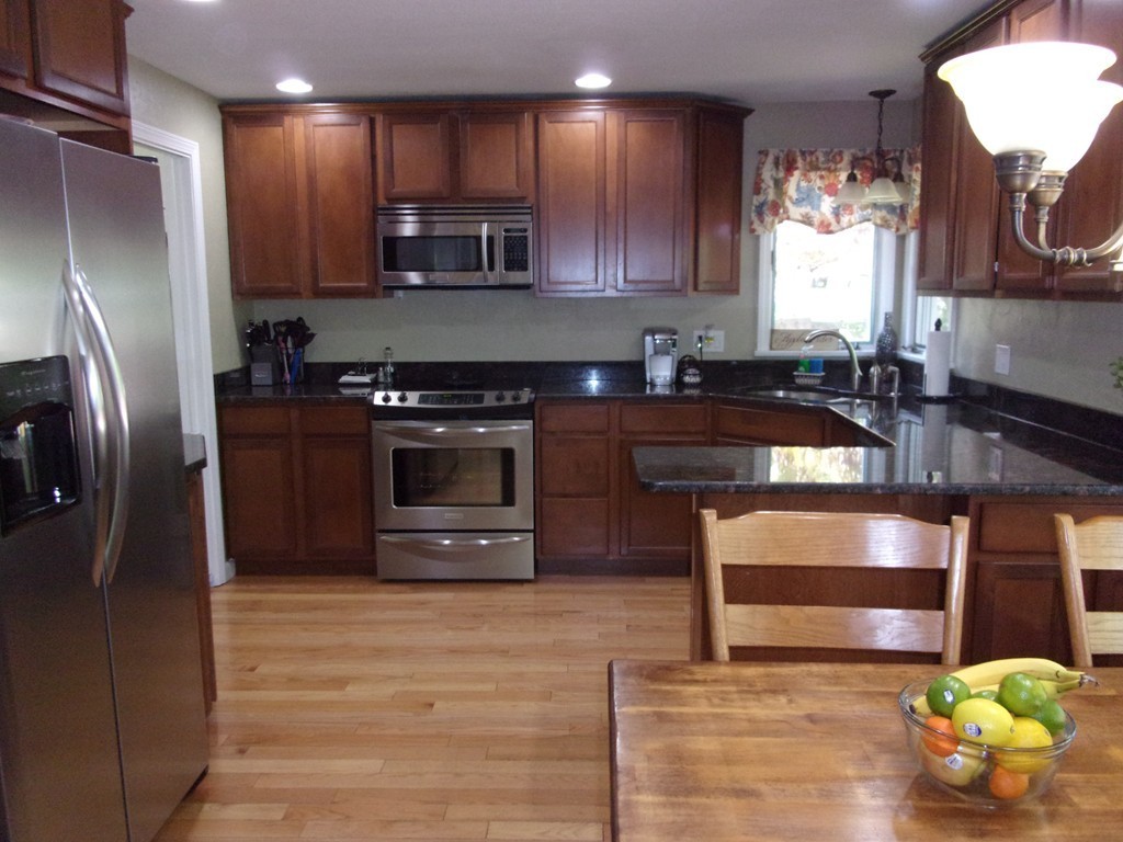 65 Monastery Avenue West Springfield, MA 01089 - Photo 9 of 29 Gallery Image 9
