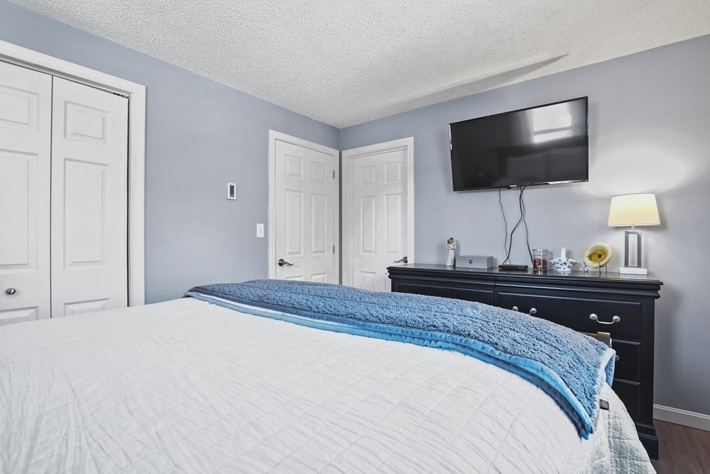 673 Fremont Road Chester, NH 03036 - Photo 14 of 30