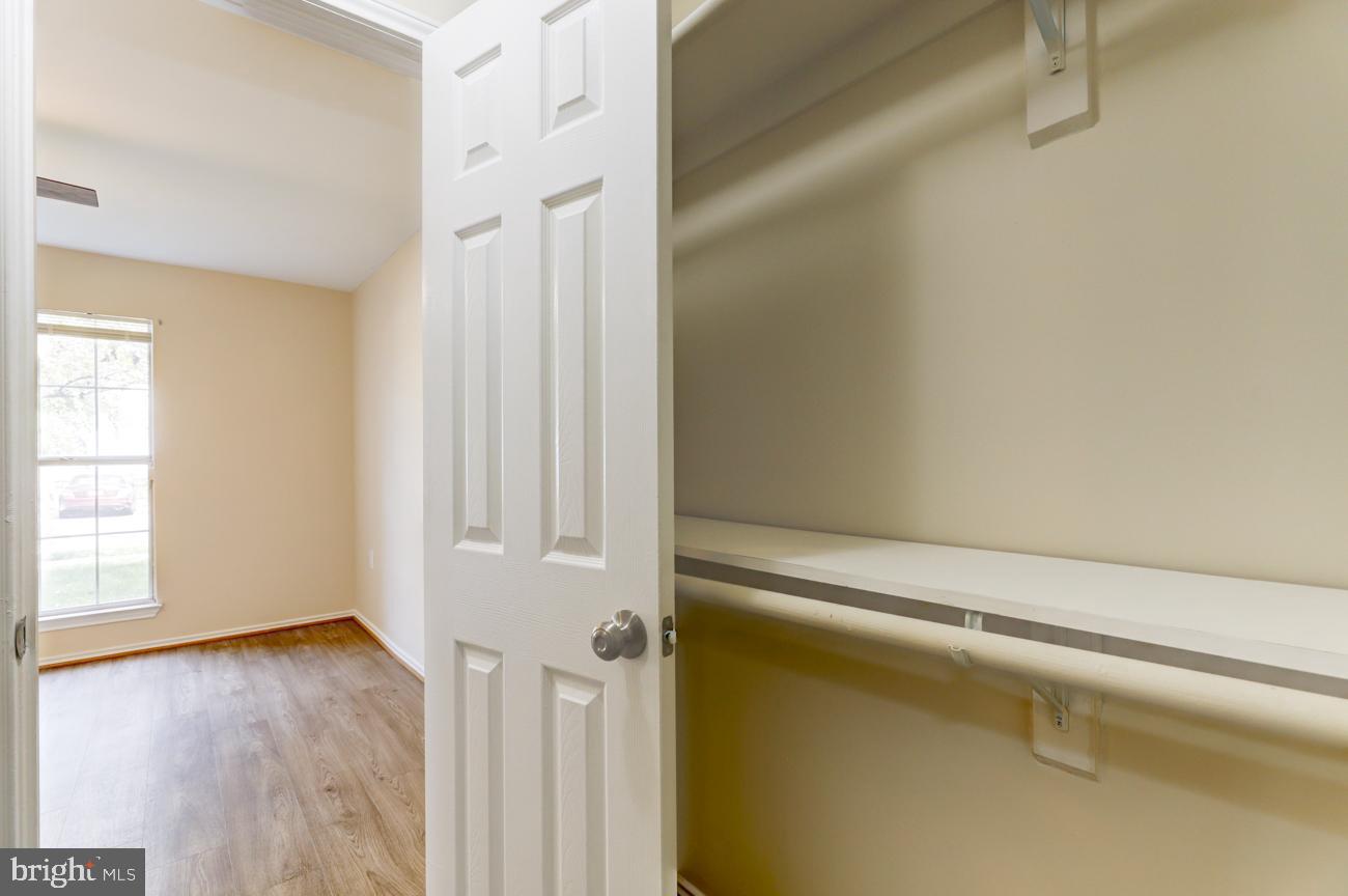 20977 Timber Ridge Terrace, Unit 101 Ashburn, VA 20147 - Photo 11 of 16 Gallery Image 11