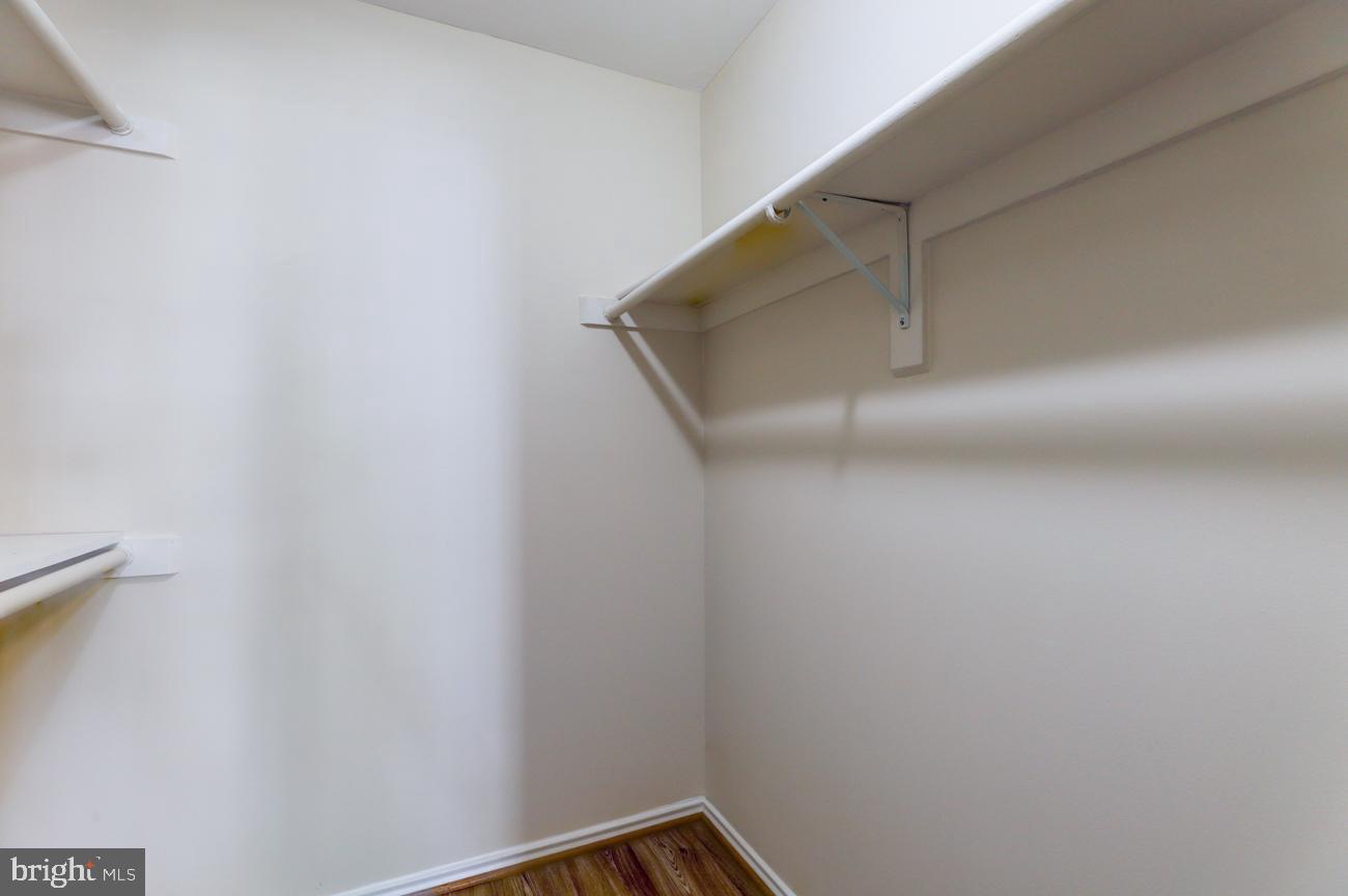20977 Timber Ridge Terrace, Unit 101 Ashburn, VA 20147 - Photo 12 of 16 Gallery Image 12