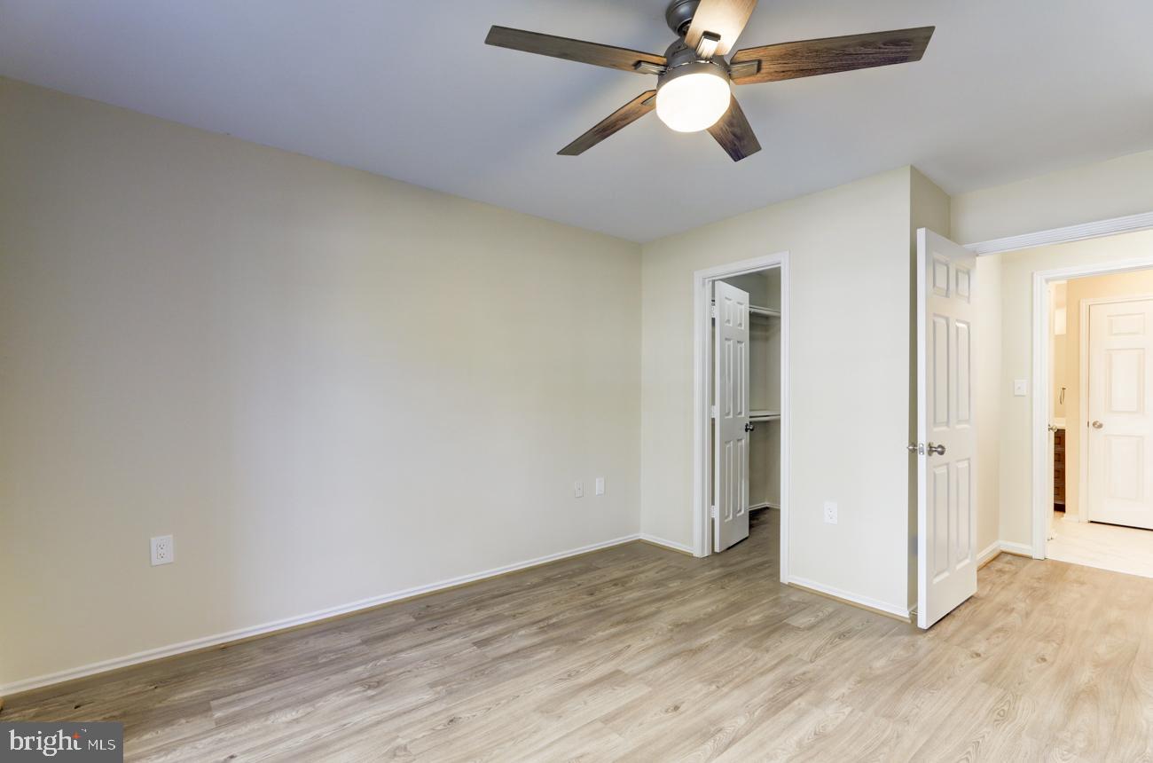 20977 Timber Ridge Terrace, Unit 101 Ashburn, VA 20147 - Photo 10 of 16 Gallery Image 10