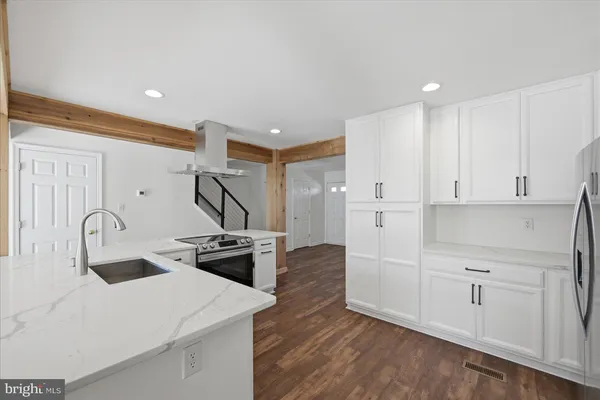 $2,200 | 1975 Cidermill Lane, Winchester, VA 22601