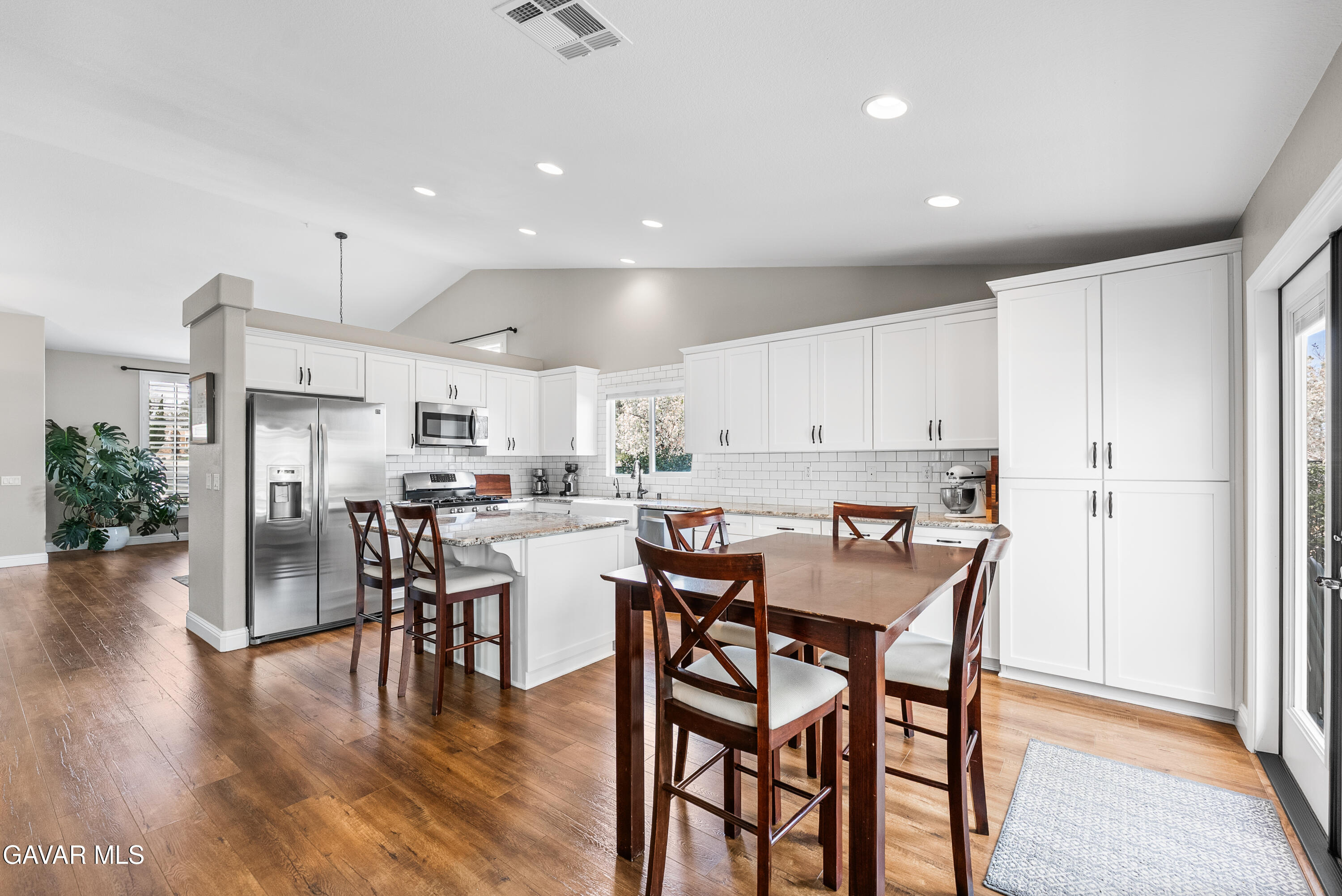 41006 Vista Rambia Palmdale, CA 93551 - Photo 13 of 69 Vista Rambia-18