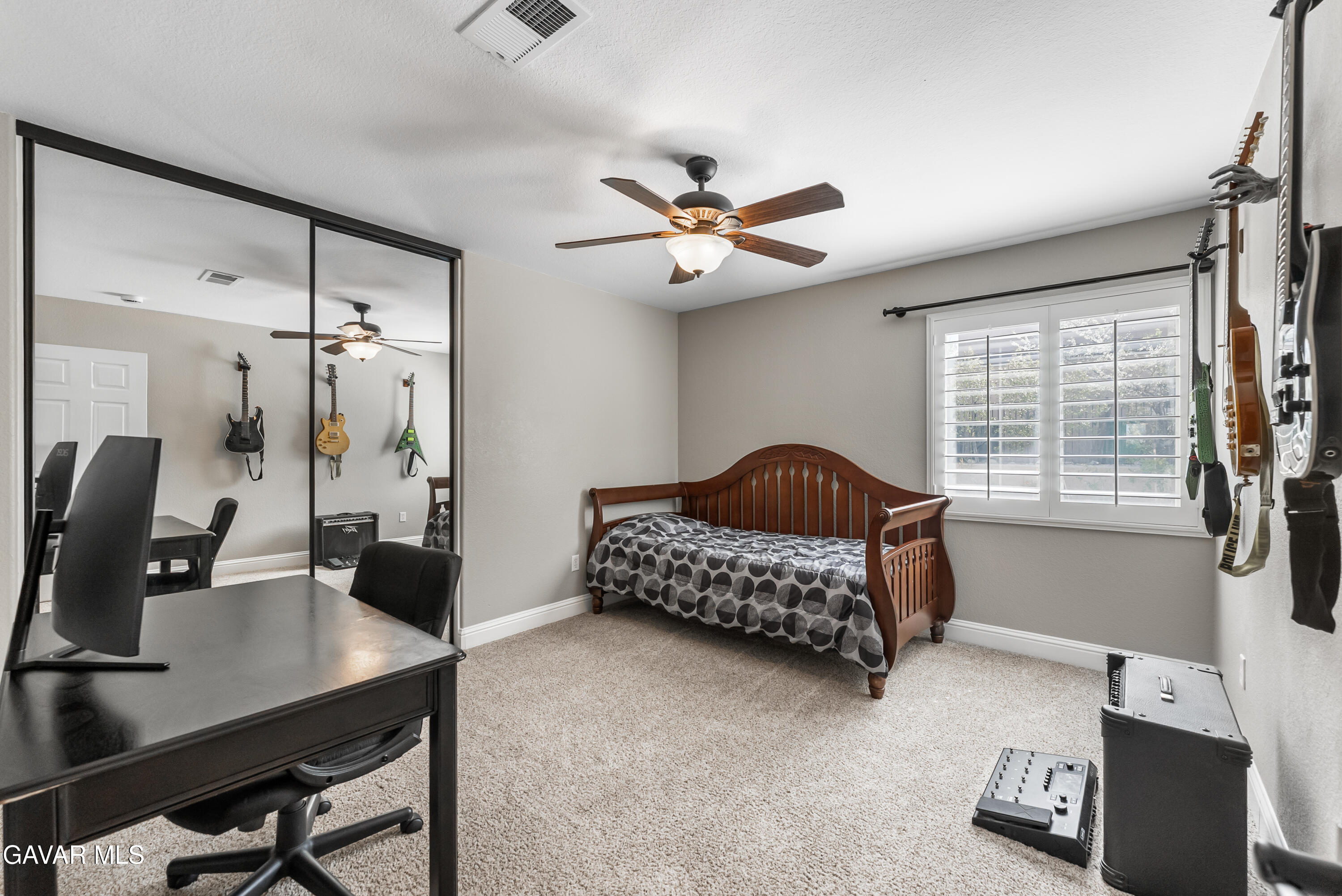 41006 Vista Rambia Palmdale, CA 93551 - Photo 34 of 69 Vista Rambia-36